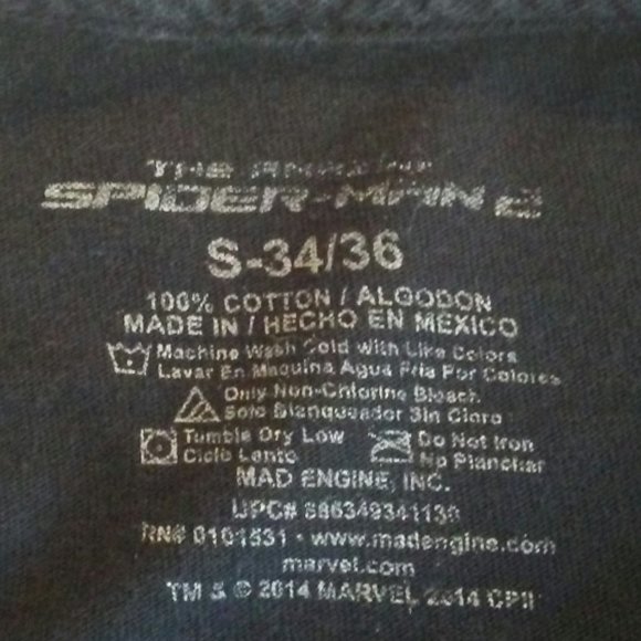 Boy's Spider-man tee - size small - Picture 3 of 3